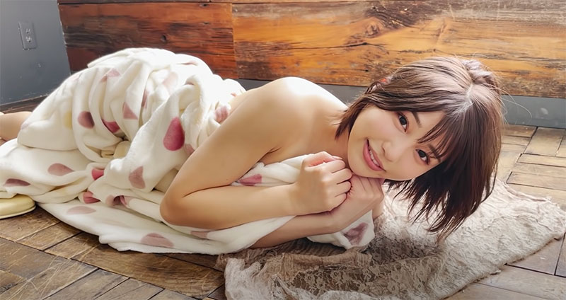 小朋友才選！ AV好姊妹「小倉由菜X唯井真尋」夢幻寫真曝光，性感薄紗讓粉絲心臟爆擊