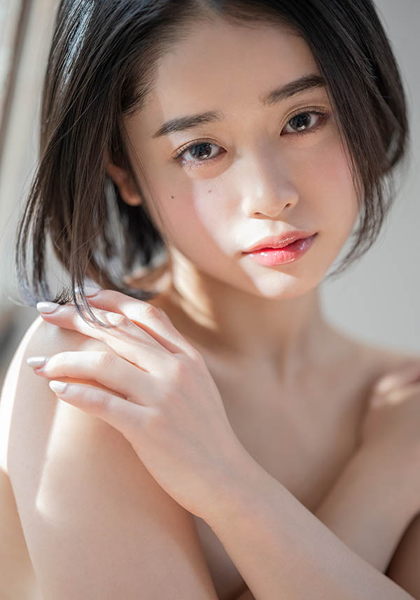 百年一度的新人!寫真業界的前大物! SOD STAR新救星、MINAMO解密! ... ...