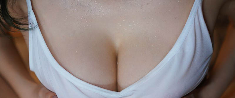 鄉下無聊到巨乳人妻「JULIA」勾引鄰居不停打砲促進鄰裡感情