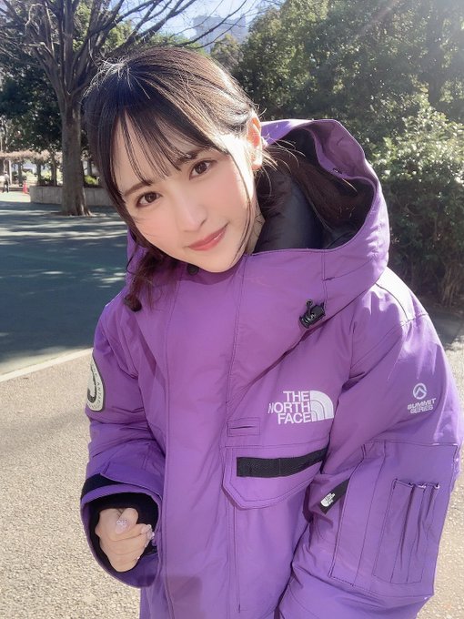 以吻交心！ C奶甜心美少女「小野六花」出道一週年紀念作勤練魅惑舌功！