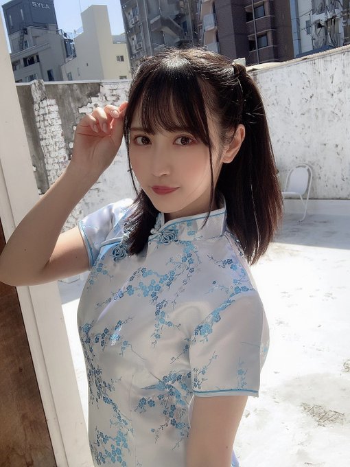 以吻交心！ C奶甜心美少女「小野六花」出道一週年紀念作勤練魅惑舌功！