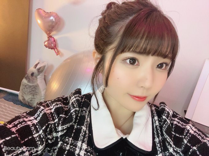 蕾絲解禁! D奶大學美少女「仲澤百華」最新作初次挑戰百合3人亂搞!