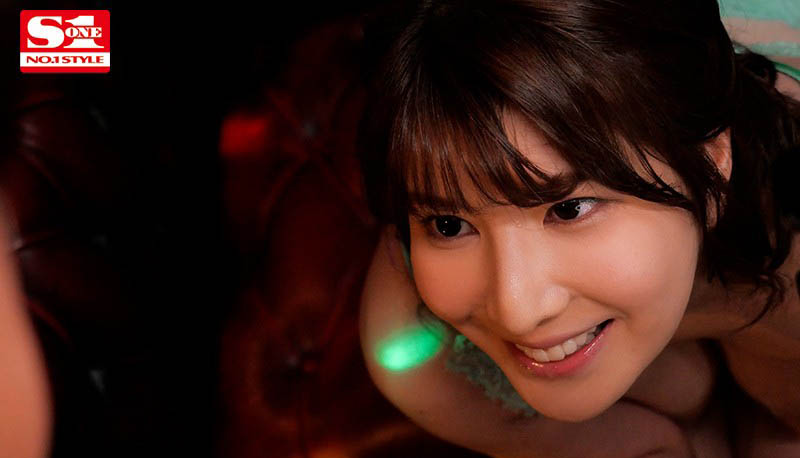 有錢也未必玩得！神乳風俗娘「有棲花あか」多段變化榨精性技客人身心靈奢華享受