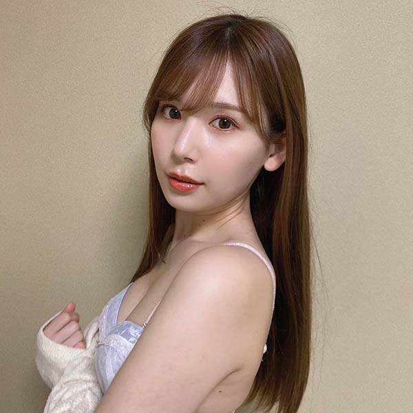 悲劇NTR！交往一個月的女友「明里つむぎ」被輕浮學長無套還拍性愛片！