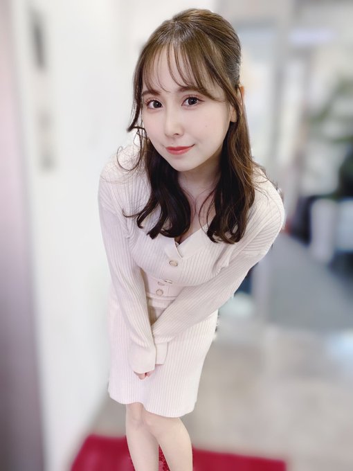 300萬日圓的肉體! G奶超美乳美少女「永瀬美奈萌」閃電移籍FALENO再現神級肉體!