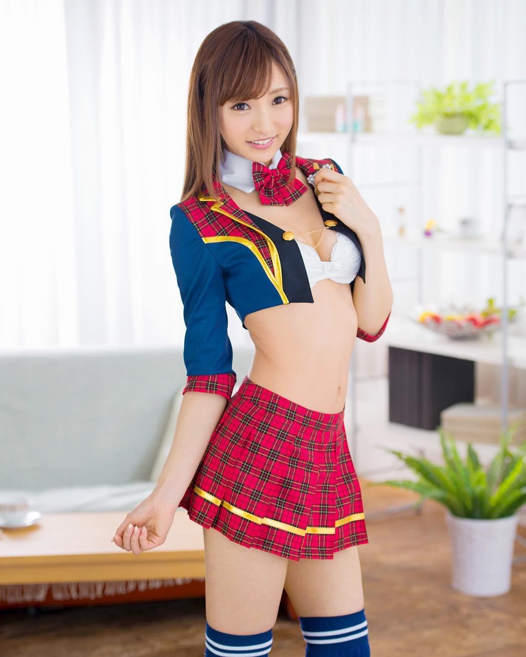 這次不是華人平台！夏木安梨(輝月あんり)、下馬被搞了！