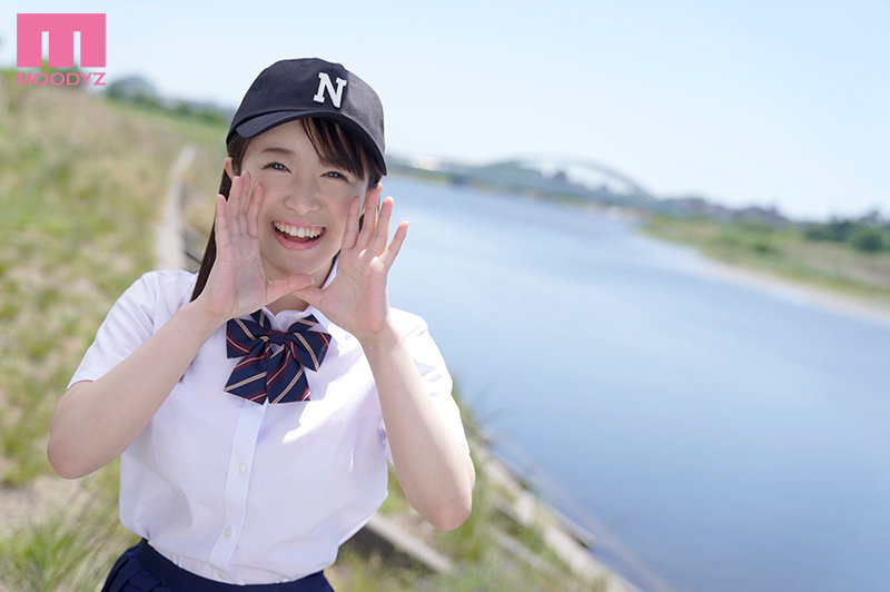 曾與捕手及二壘手玩3P的棒球社經理！深月めい可能是8月最好的雪肌巨乳美少女！ …