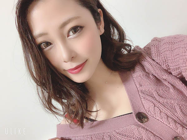 嫁到鄉下的巨乳人妻「希代あみ」嫌老公早洩被鄰居老頭襲擊後迷戀上奇怪性癖！