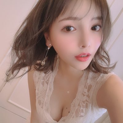 美乳嬌妻「広瀬りおな」整天被有錢老公的兒子強行中出，不知會先被發現還先懷孕