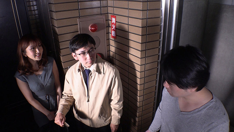 妻子「大槻ひびき」露出影片被鄰居發現拿來威脅強迫交尾